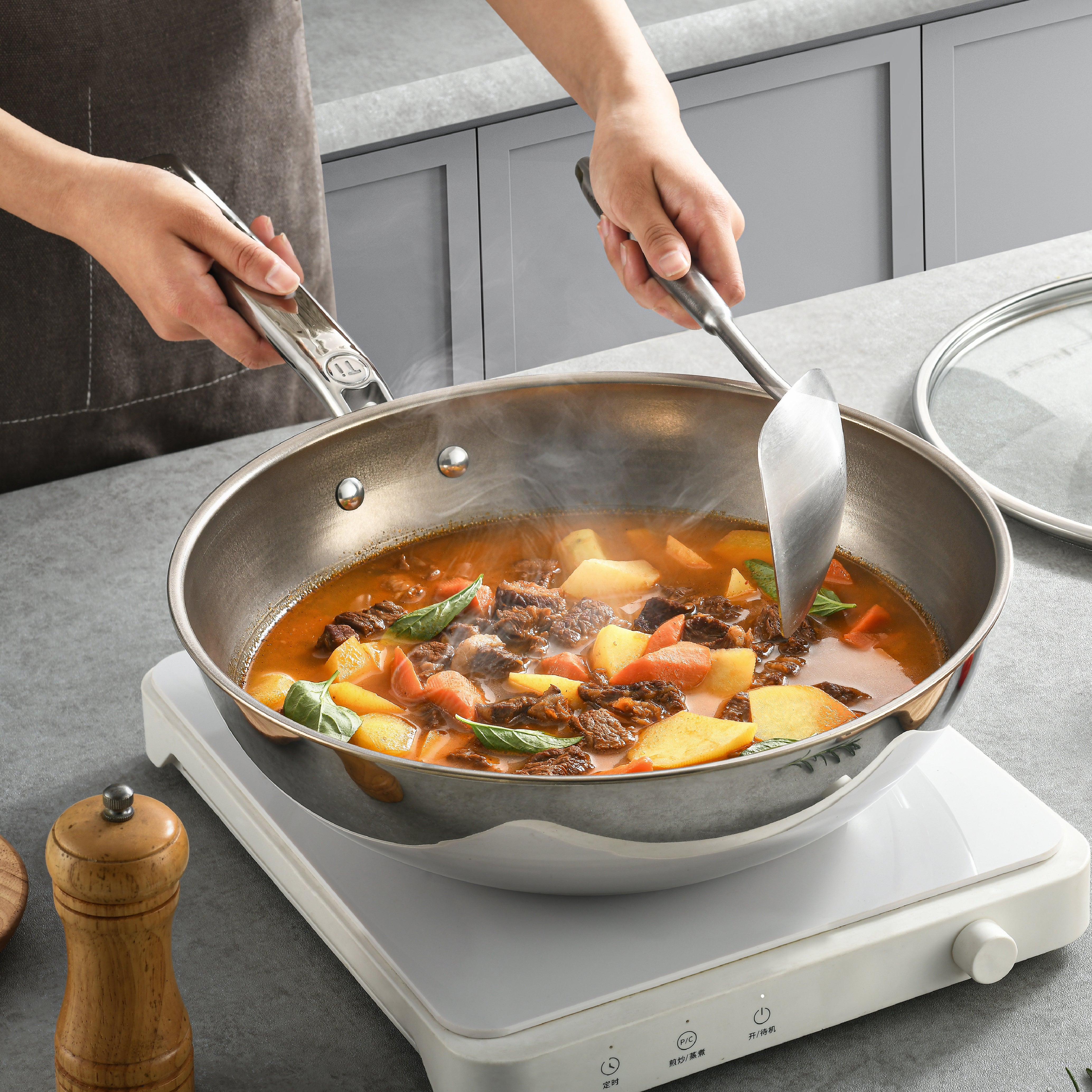 32 cm Pure Titanium Tri-Ply Wok